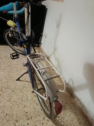Bicicleta plegable azul