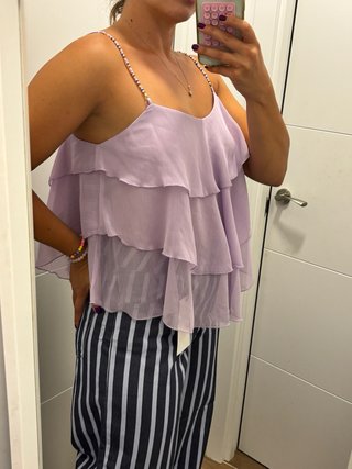 Top Zara volantes lila tirantes perlas Talla M
