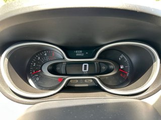 vendo renault trafic passenger