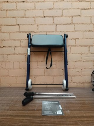Andador de dos ruedas Mobiclinic Emérita Azul