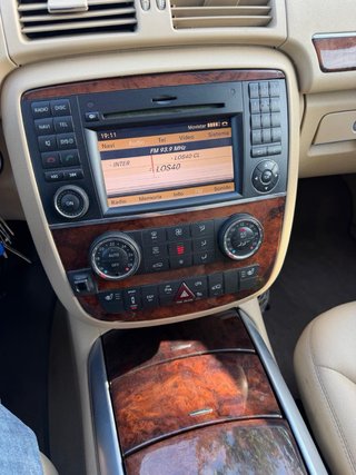 Mercedes-Benz R320 CDI 2009
