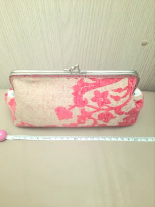 Bolso tendencia vintage.