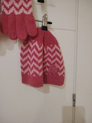 Conjunto invierno rosa bufanda y gorro