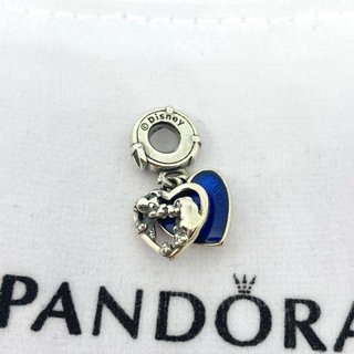 CHARM DAMA Y VAGABUNDO COLGANTE DISNEY