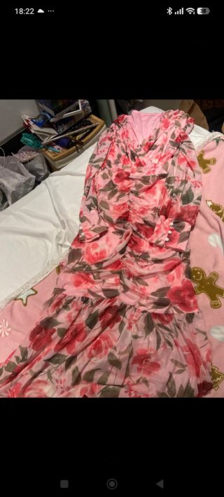 Vestido de evento rosa y rojo