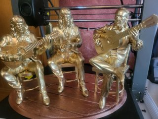Figuras Camarón, Paco de Lucía y Tomatito