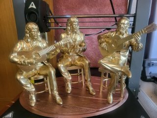 Figuras Camarón, Paco de Lucía y Tomatito