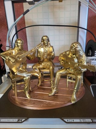 Figuras Camarón, Paco de Lucía y Tomatito