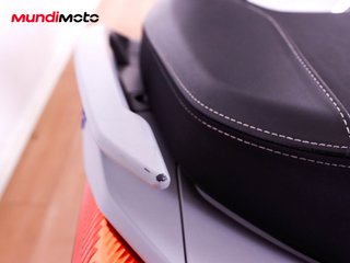 YAMAHA X-MAX 125