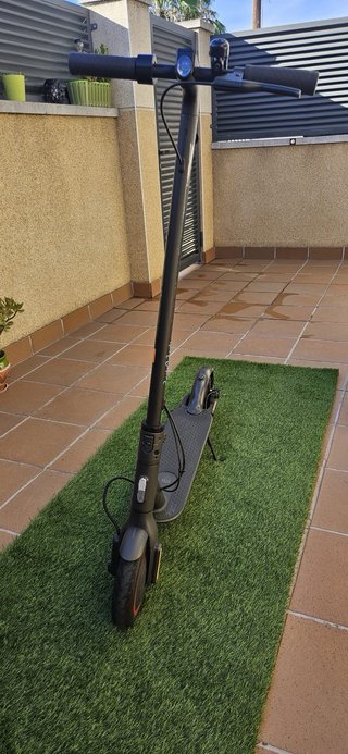 Patinete Eléctrico Xiaomi Mi Scooter 2