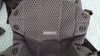 Mochila porteo Babybjorn Harmony gris