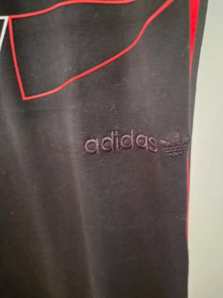 Abito Adidas nero con logo