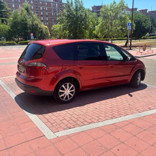 Ford S-MAX 2007 recien echo el mantenimiento