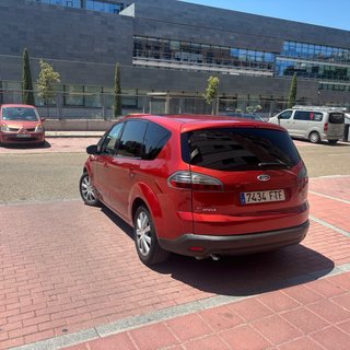 Ford S-MAX 2007 recien echo el mantenimiento