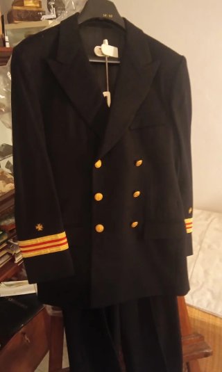 Gorra militar antigua El Siglo y antiguo traje