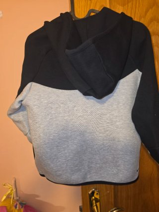 Chaqueta Nike Tech Fleece Gris y Negra Talla M