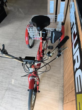 Triciclo Eléctrico Amat