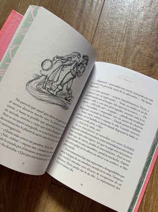 Libro Enredados. Novelas inolvidables Disney