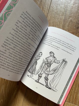 Libro Enredados. Novelas inolvidables Disney