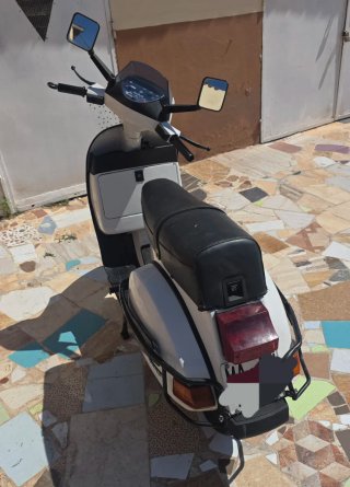 Vespa TX200 Blanca negociable