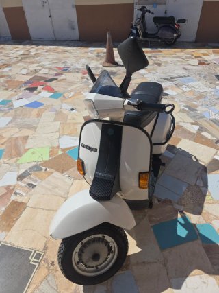 Vespa TX200 Blanca negociable