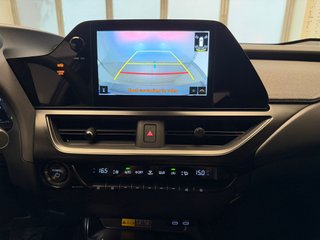 Lexus UX300H F-SPORT 2026 REF 4014