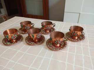 N.6 tazzine rame con piattini decorate