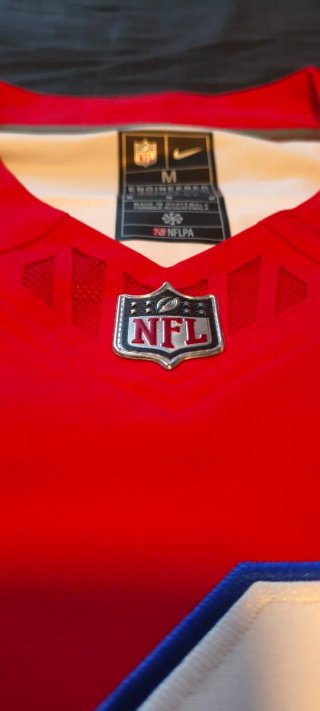 Camiseta NFL Patriots de Maye