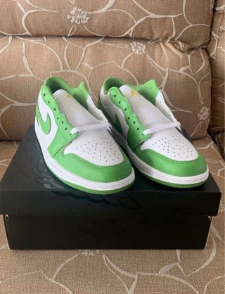 Jordan 1 Low Verde y Blanco