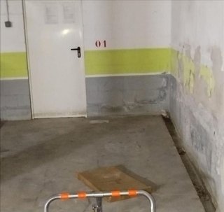 Garaje en venta en Centre en Castelldefels