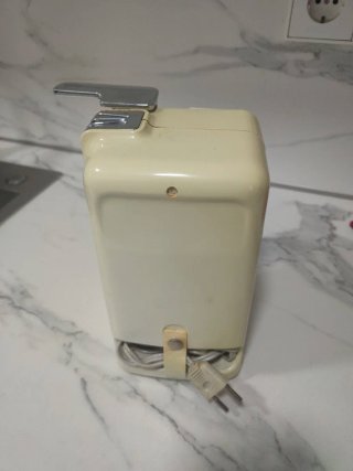 OFERTA!!! Abrelatas Eléctrico Vintage Braun