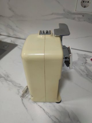 OFERTA!!! Abrelatas Eléctrico Vintage Braun