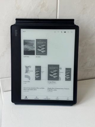 Kobo Elipsa con cover originale