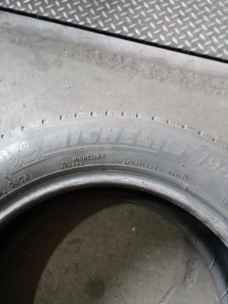 NEUMATICOS 195/60R15 92V