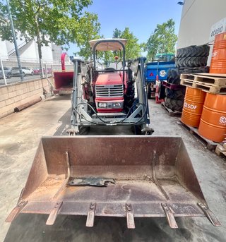 Tractor Kubota ME8200