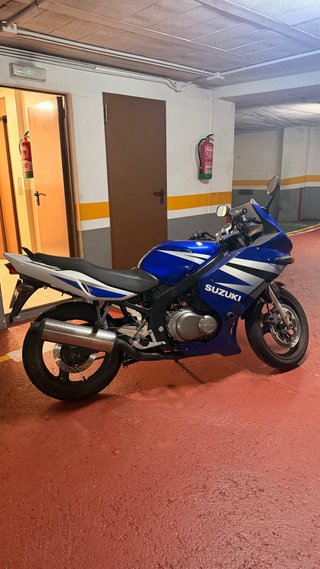 Suzuki GS500F A2