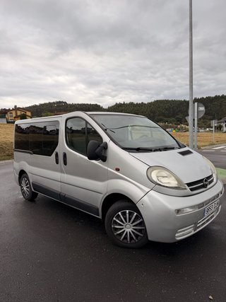 Renault trafic 9 plazas
