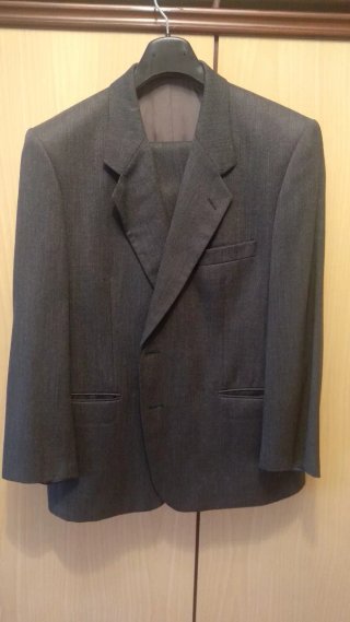 Traje de caballero lana virgen gris