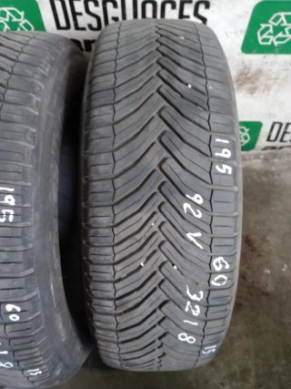 NEUMATICOS 195/60R15 92V