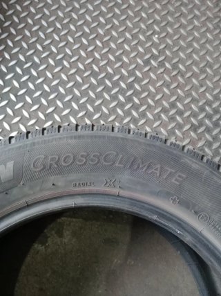 NEUMATICOS 195/60R15 92V