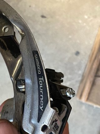 Desviador Delantero Shimano Tourney FD-TX50