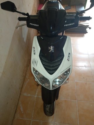Peugeot Speedfight 2 Scooter Negro/Blanco