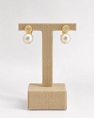 Pendientes de oro 18kl Ref. SEV-TRA641