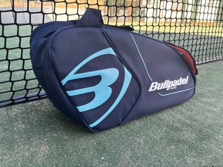 Paletero Bullpadel Nuevo Azul