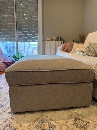 Reposapiés Ikea KIVIK gris