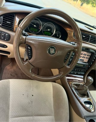 Jaguar S-Type  V6 -207 CV año 2004