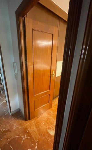 Puertas de madera maciza sapelli