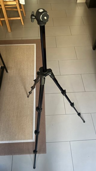 Trípode Manfrotto Compact Light + funda + adaptado