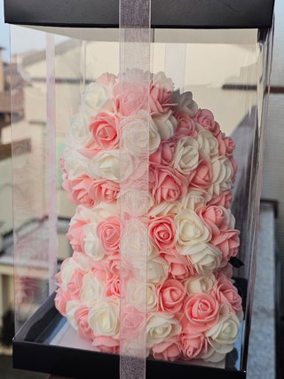 Orsetto di rose in schiuma