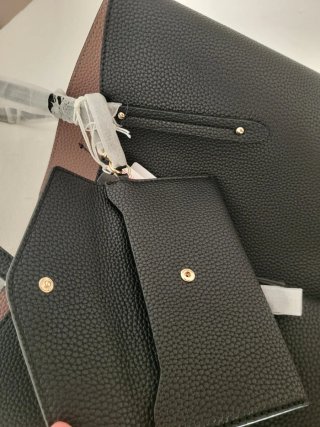 Bolso shopper, neceser y monedero Guess Brenton